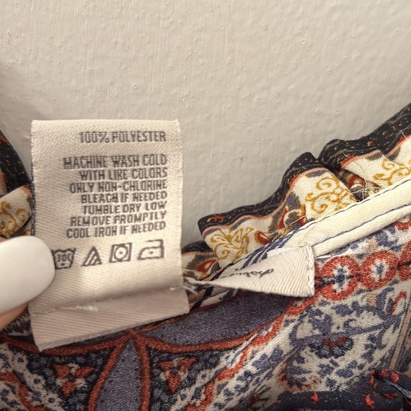 Patterned American Rag Blouse - Picture 5 of 7